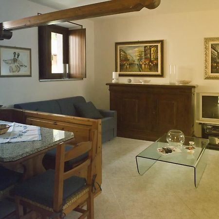 Rustico Giorgia Appartement Mergozzo Kamer foto